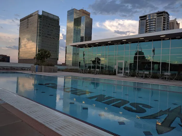 Lincoln Family Downtown YMCA Picture 4