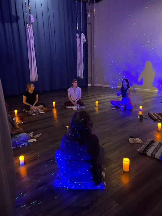 Elevate Yoga & Wellness — Aerial Yoga Studio in Phoenix, Arizona Picture 5