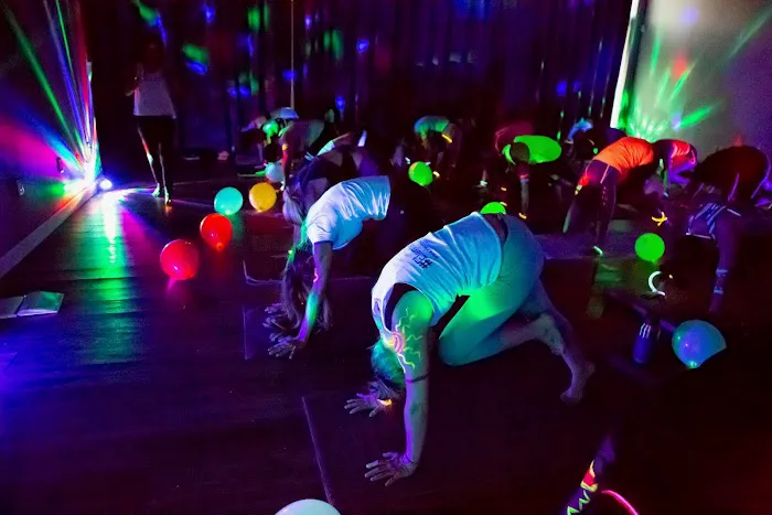 Elevate Yoga & Wellness — Aerial Yoga Studio in Phoenix, Arizona Picture 6