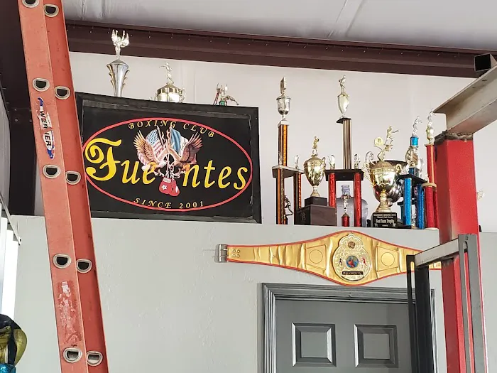 Fuentes Boxing Picture 10
