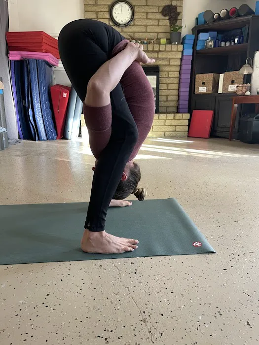 Ashtanga Yoga Phoenix Picture 6