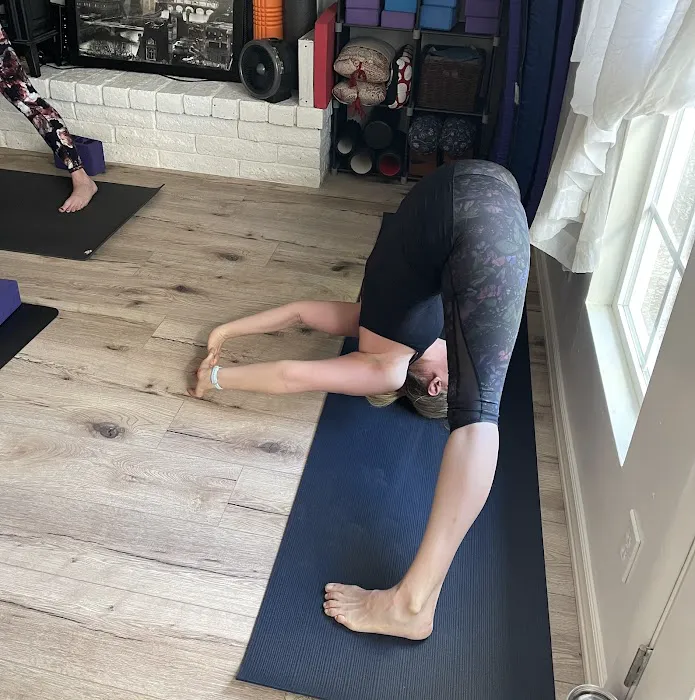 Ashtanga Yoga Phoenix Picture 4