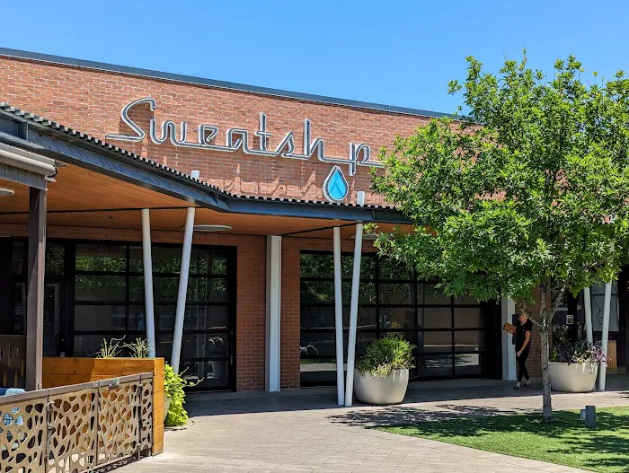 Sweatshop on Central Picture 2