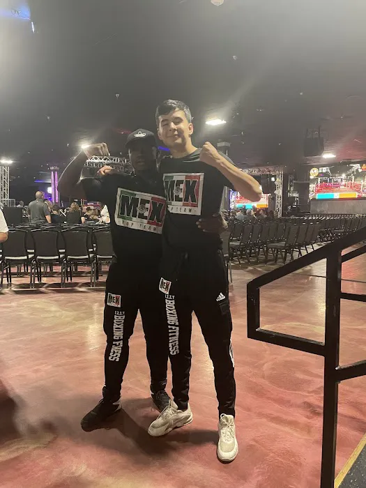 I.Z.Z.Y. Boxing Fitness Picture 1