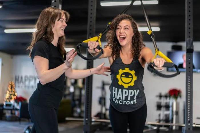 Happy Factory Picture 5