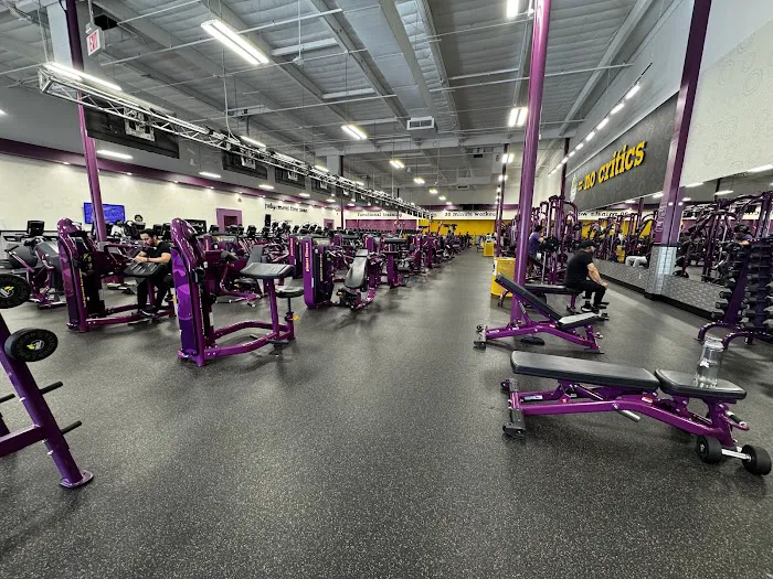 Planet Fitness Picture 3