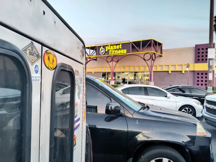 Planet Fitness Picture 4