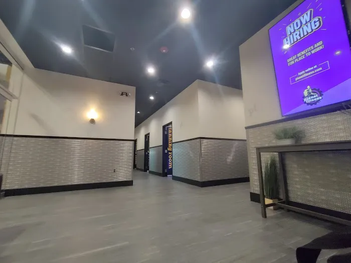 Planet Fitness Picture 7