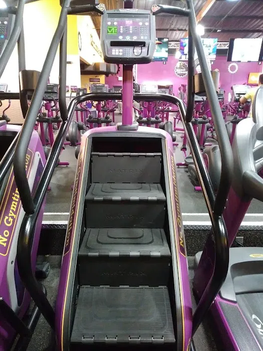 Planet Fitness Picture 6