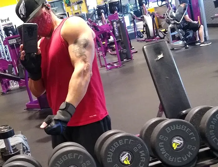 Planet Fitness Picture 5