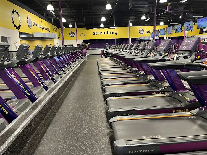 Planet Fitness Picture 1