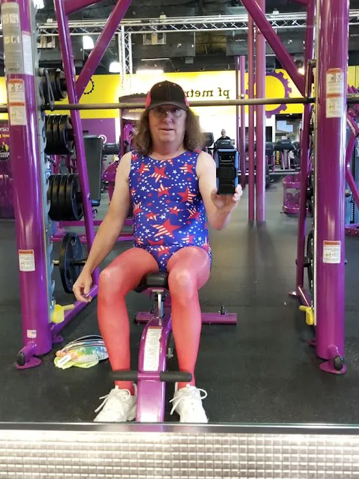 Planet Fitness Picture 8