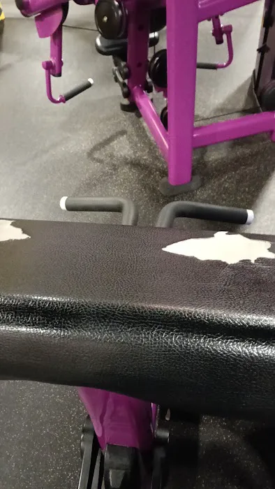 Planet Fitness Picture 8