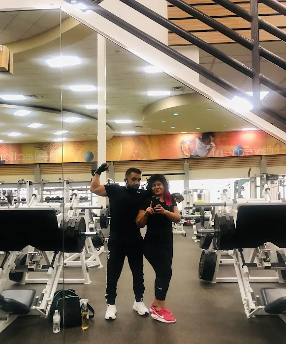 LA Fitness Picture 8