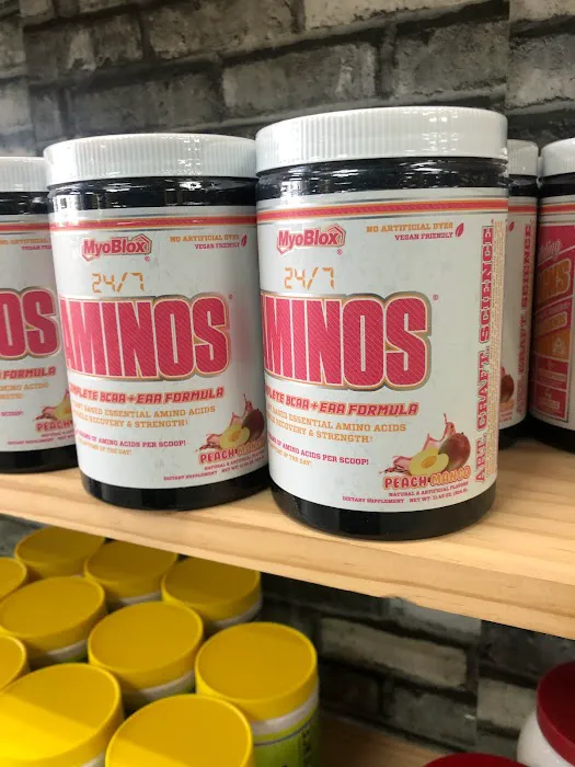 AP FIT WORLD - Gimnasio en Phoenix, AZ | Cambia tu Cuerpo y Mente Picture 1