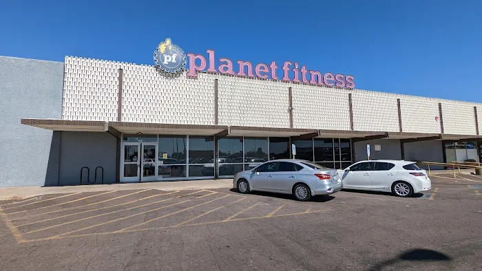 Planet Fitness Picture 3