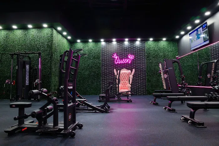 Amped Fitness (Glendale Galleria) Picture 3