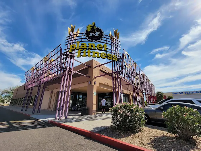 Planet Fitness Picture 3