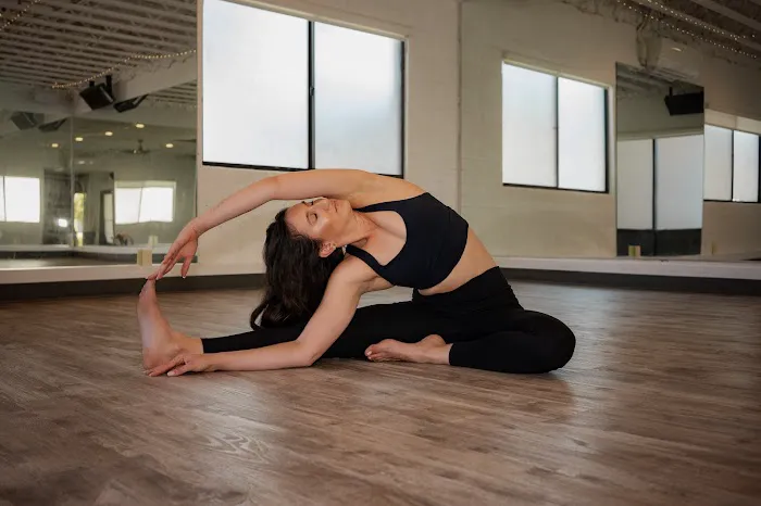 CA Yoga Barre Picture 4