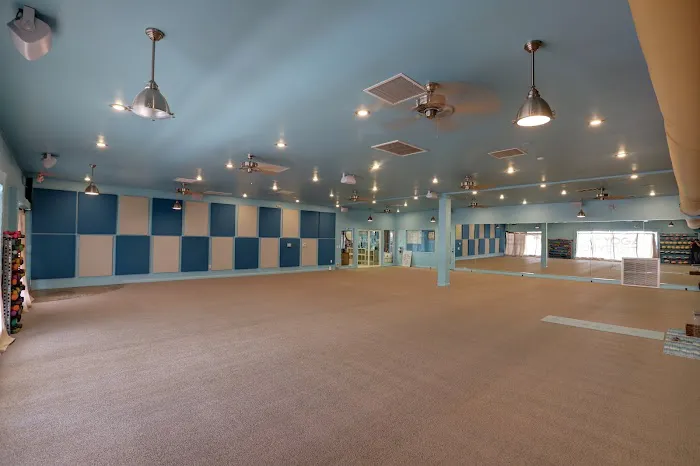 Hot Yoga University Picture 5