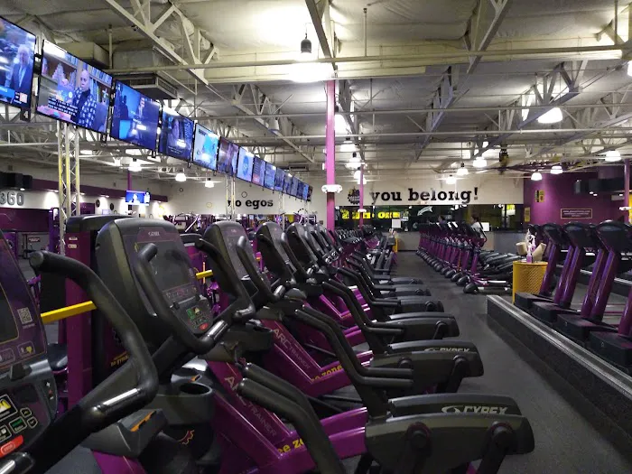 Planet Fitness Picture 2