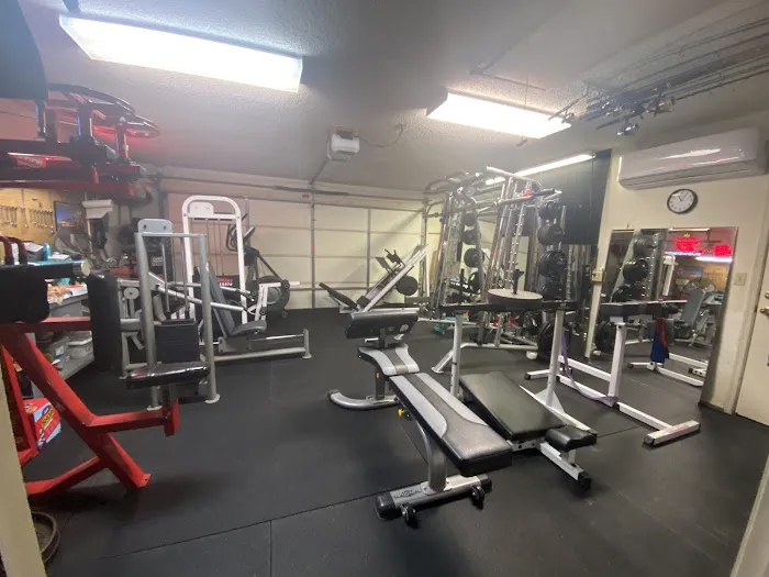 LIVFIT Training & Nutrition by TRICIA Picture 1