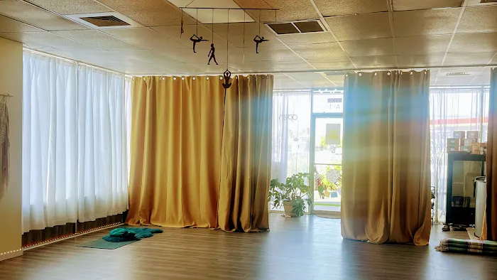 Trace Zen Yoga & Phoenix Sound Sanctuary Picture 3