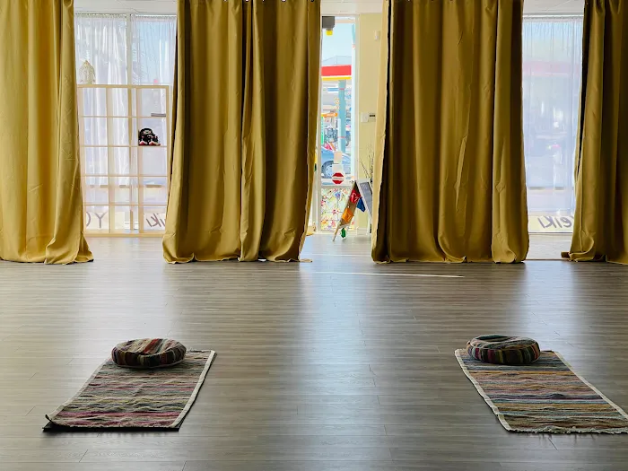 Trace Zen Yoga & Phoenix Sound Sanctuary Picture 10