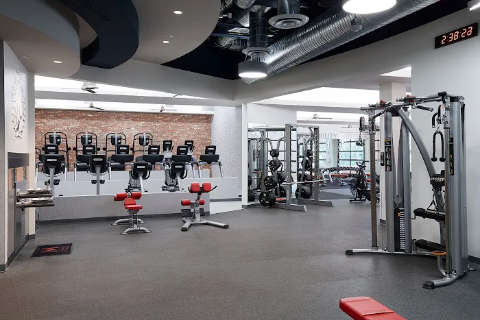 Mountainside Fitness Executive Club Picture 3