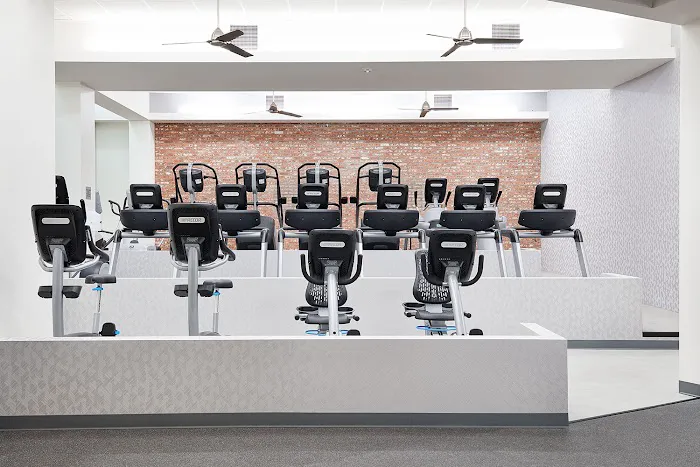 Mountainside Fitness Executive Club Picture 2