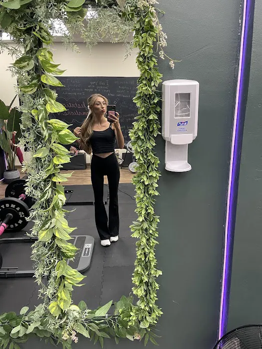 Liv for Lifting Picture 3