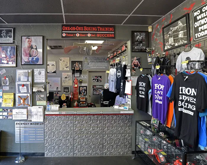 IronGloves Boxing Gym Picture 5