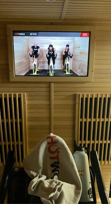 HOTWORX - Tempe, AZ - Tempe Campus Picture 10