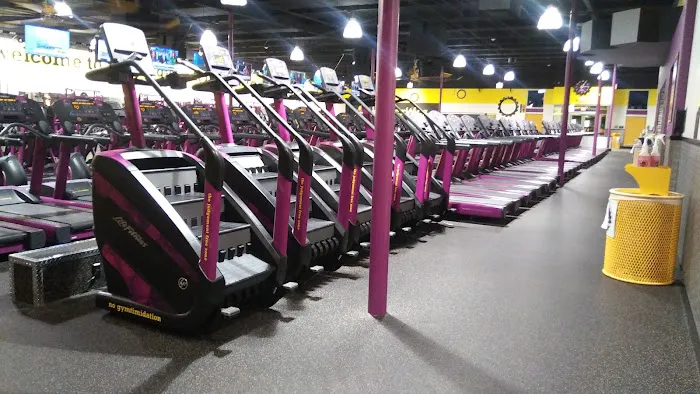 Planet Fitness Picture 1
