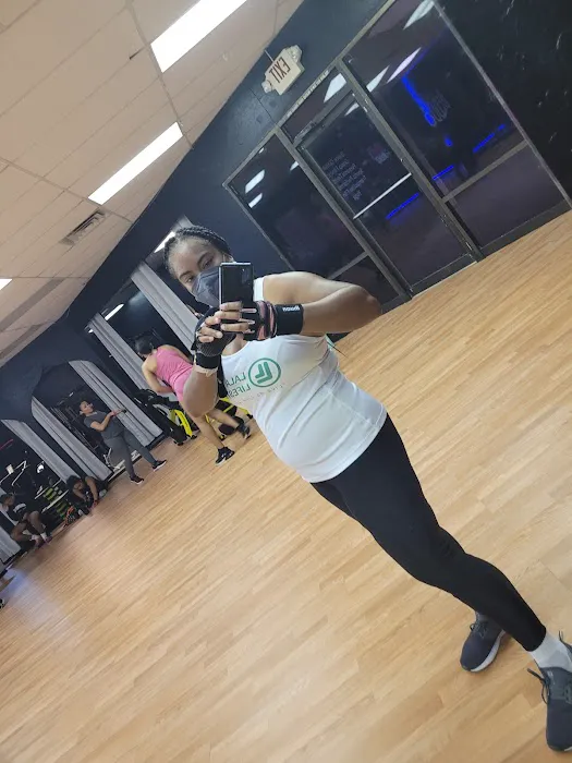 Strait Bodied (Private Gym & Dance Studio) Picture 1