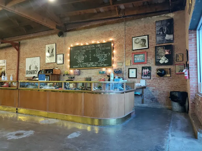 Sonny's Boxing Gym Picture 4