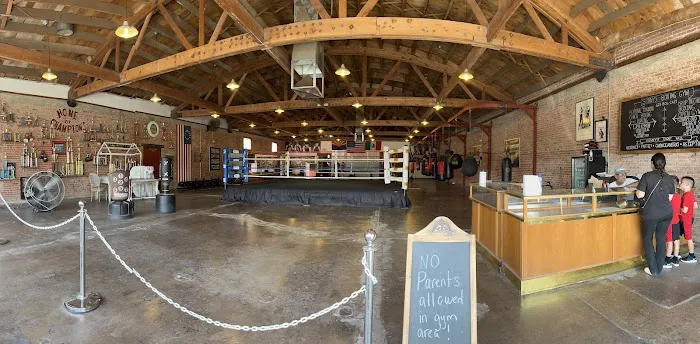 Sonny's Boxing Gym Picture 7