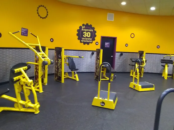 Planet Fitness Picture 8