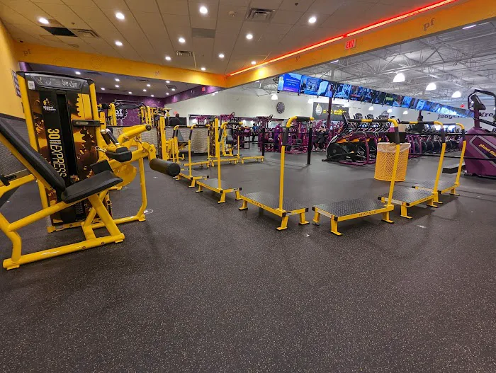 Planet Fitness Picture 2