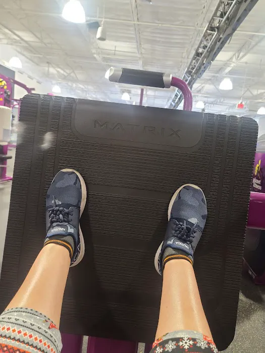 Planet Fitness Picture 6