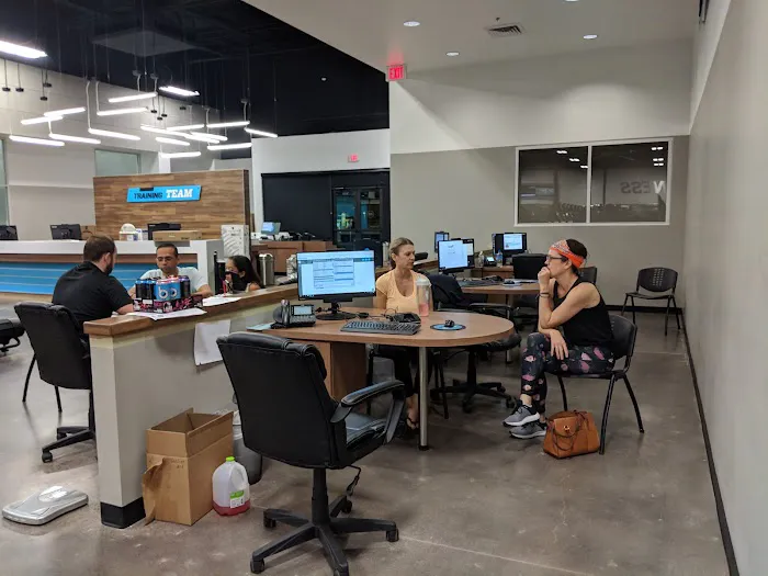 EōS Fitness Picture 9