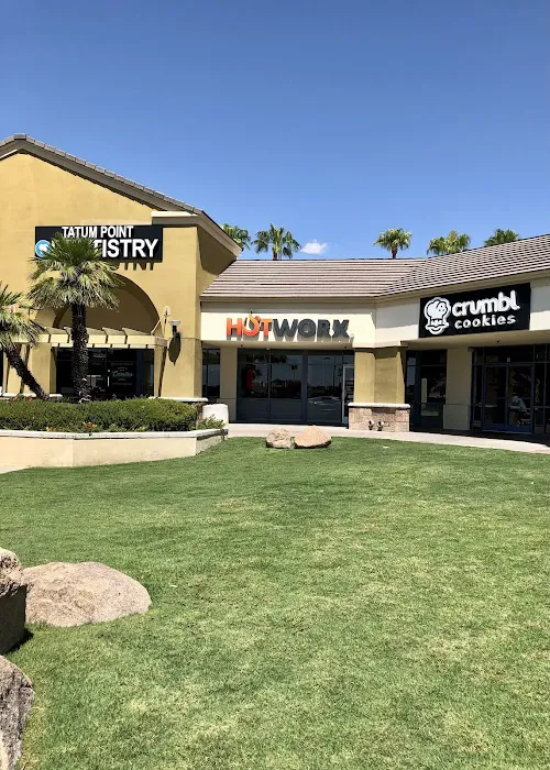 HOTWORX Phoenix - Tatum & Bell Picture 7