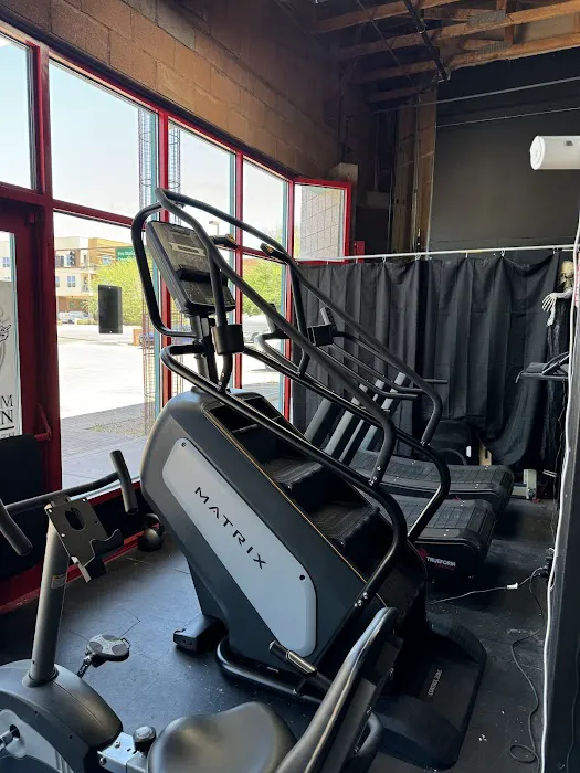 Los Campeones Gym Picture 3