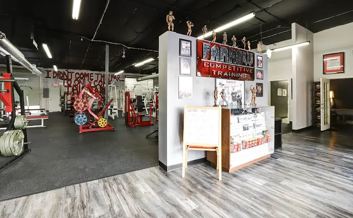 Deezel Muscle Gym Picture 10