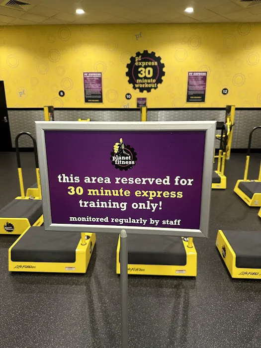 Planet Fitness Picture 4