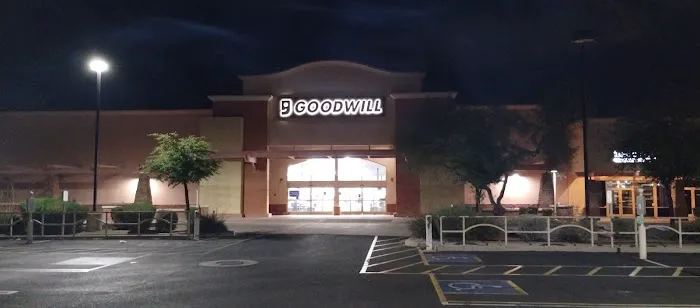 Planet Fitness Picture 9