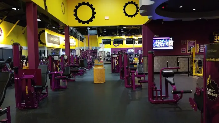 Planet Fitness Picture 3