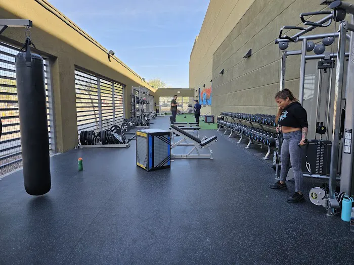 EōS Fitness Picture 4