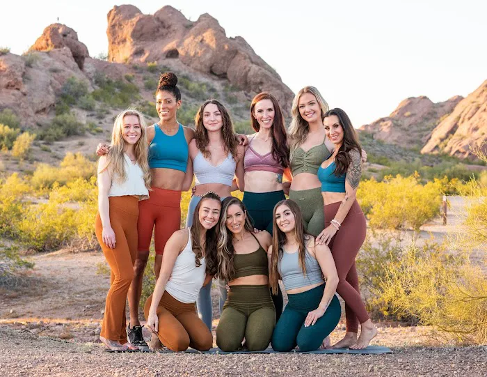 radi8 HOT YOGA Desert Ridge Picture 2