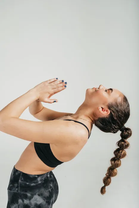 radi8 HOT YOGA Desert Ridge Picture 1